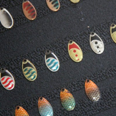 画像3: ダーディブルルアー額装（サイズ約47×78×高さ6.5ｃｍ）